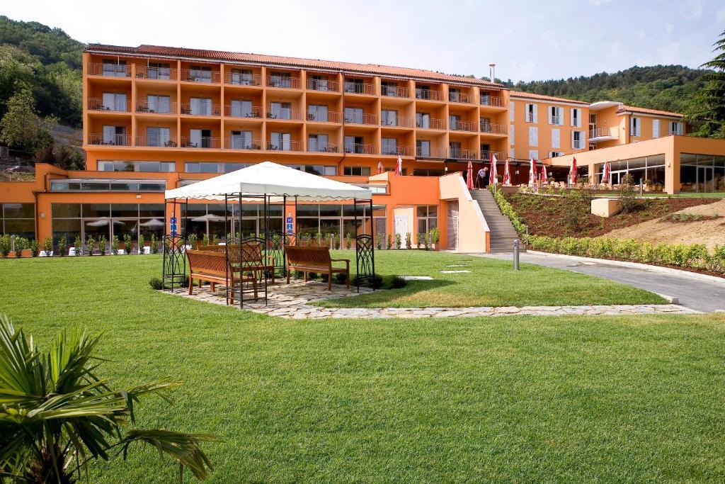 Bioenergy Resort Salinera Apartments Strunjan Kültér fotó